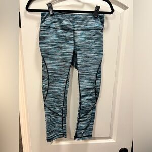 Zella Striped Cropped Mid-Rise Leggings. Size Small.